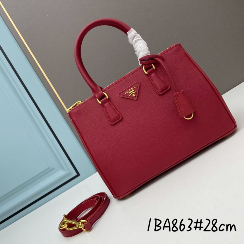 Pra*a shopping bags